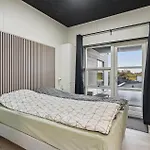 Gorgeous In With Kitchen