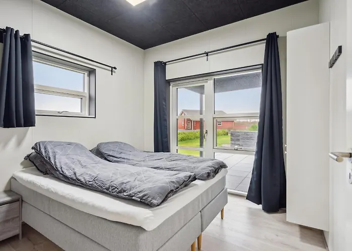 Vakantiehuis Gorgeous In With Kitchen Tarm