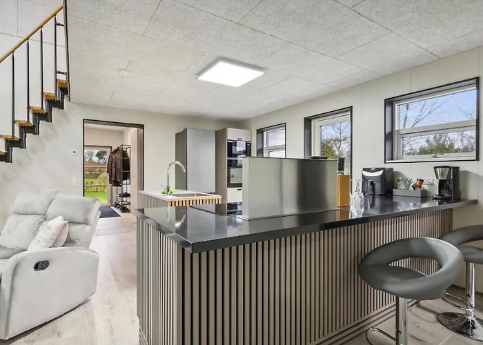 Gorgeous In With Kitchen * Tarm