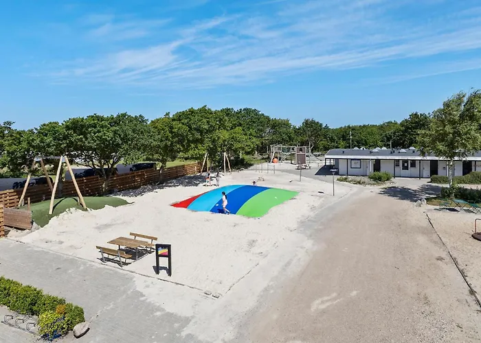 Gorgeous In With Kitchen